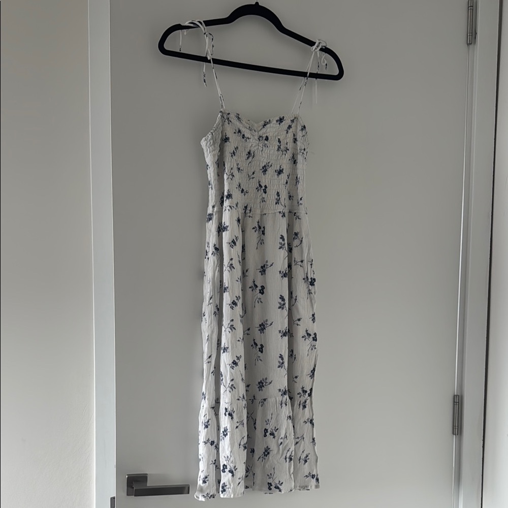 Abercrombie & Fitch White and Blue Spaghetti Strap Midi Dress